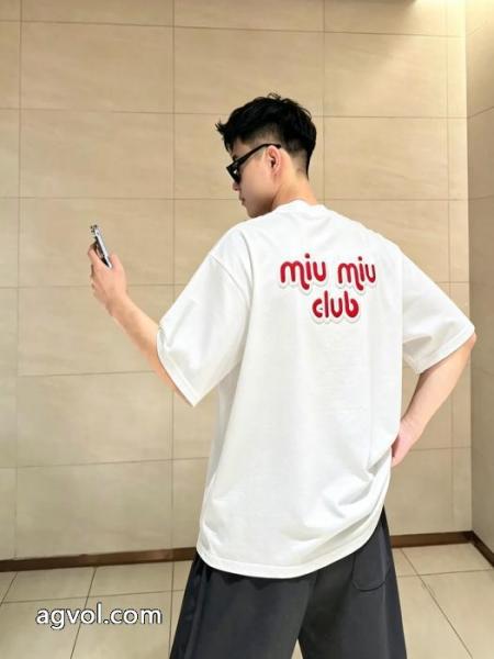 ブランド 激安魅力を持つ 国内発セール完売間近 リッチな印象にMIUMIU半袖Tシャツ 3