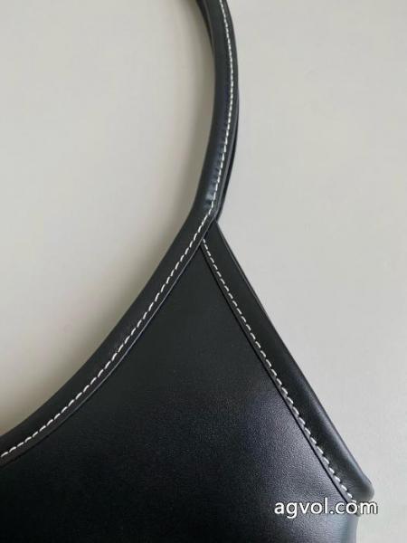 MIUMIUブランド 通販 激安バッグSALEお得にGET 目を惹く作品 2026☆新色が登場! .. 5