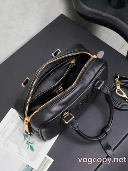 大人キレイに仕立てる 高級感も漂い 高級感UPコピー ブランド 通販MIUMIUバッグ.. 4