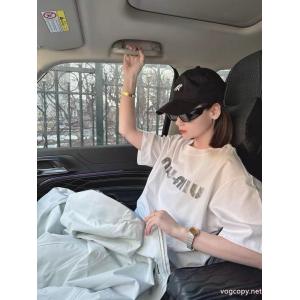 半袖Tシャツ新作がお買い得円高特価 新作多色!! 超激得MIUMIUブランド 激安