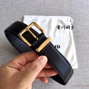 贅沢な逸品 品薄お早めに 新品未使用ブランド 品 コピー    ベルトMIUMIU.