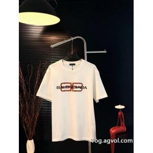 お洒落で人気アイテム 2026最新入荷 高級感漂う半袖Tシャツブランド コピー 優良店バレンシアガ