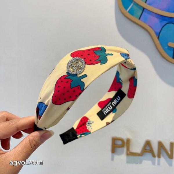 ミュウミュウアクセサリー高級感のあるデザイン 激安即発 売上ランキング1位ブランド コピー 品.. 3