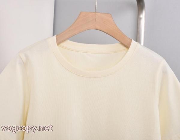 販売通販 ホントは安い人気新作 新作セール価格でゲットTシャツミュウミュウスーパー コピー 通販 優良. 4