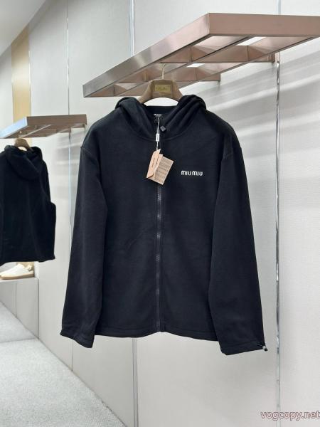 PRADA偽 ブランド 通販コート国内完売 最高な材料 最強の定番コーデ 0 