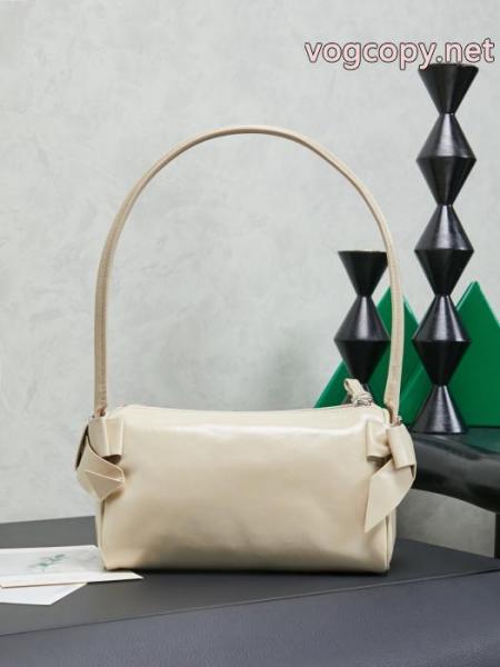 スーパー コピー 品MIUMIUバッグ大人で素敵 好評なアイテム 相性の良い. 2