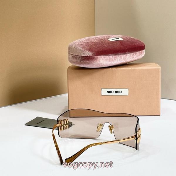 激安 ブランド限定デザイン 今年流 入手困難限定アイテムMIUMIU サングラス. 4