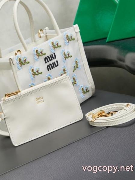 ブランド 偽物 激安MIUMIUバッグ2026年最新版 即納希少 著名人の着用. 2
