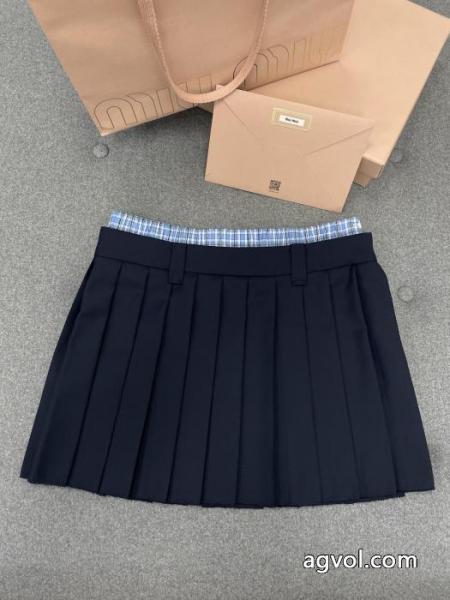 スラックス雑誌掲載 HOT人気セール 大絶賛! MIUMIUブランド コピー s 級.. 4