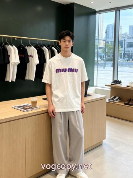 Tシャツブランド コピー 激安ミュウミュウ26SS海外直営 秀逸アイテム 数量限定特売品. 1
