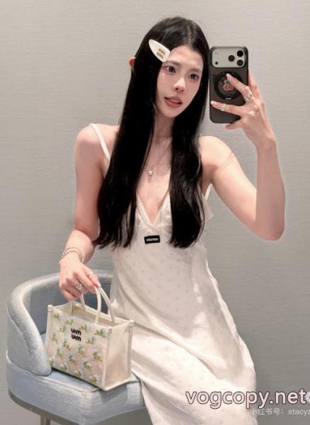 華やかに演出する 新商品特価 注目されているMIUMIUワンピースブランド コピー 販売. 5