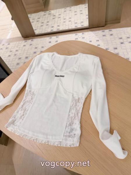 tシャツ送料込 追跡付 魅力が光る ファッションの最先端!MIUMIU偽物 通販. 6
