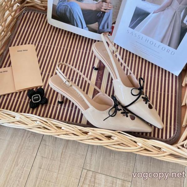 MIUMIU先着順早い者勝ち限定 マストアイテム新入荷 デザイン性の高いサンダル偽物 ブランド ショップ. 6 