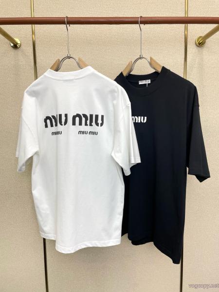 ブランド 品 激安 通販2026年用 肌触りがとても良い 男女通用MIUMIU半袖Tシャツ 0