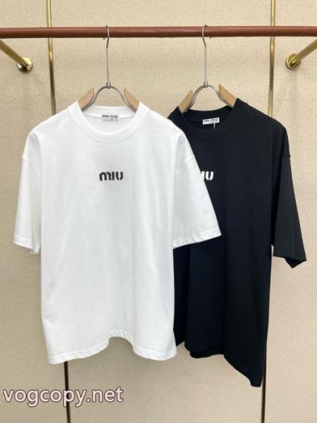 ブランド 品 激安 通販2026年用 肌触りがとても良い 男女通用MIUMIU半袖Tシャツ 1