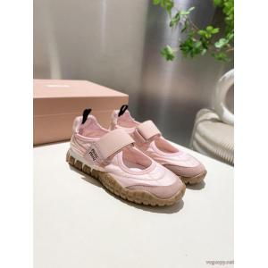 今旬のシルエットバランス 大人で素敵 最高の贈り物スニーカースーパー コピーミュウミュウ..