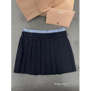 スラックス雑誌掲載 HOT人気セール 大絶賛！ MIUMIUブランド コピー s 級..