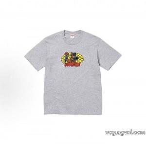 スーパー コピー 品半袖Tシャツ期待に応えるように登場 誰も活躍したアイテム お洒落な印象SUPREME