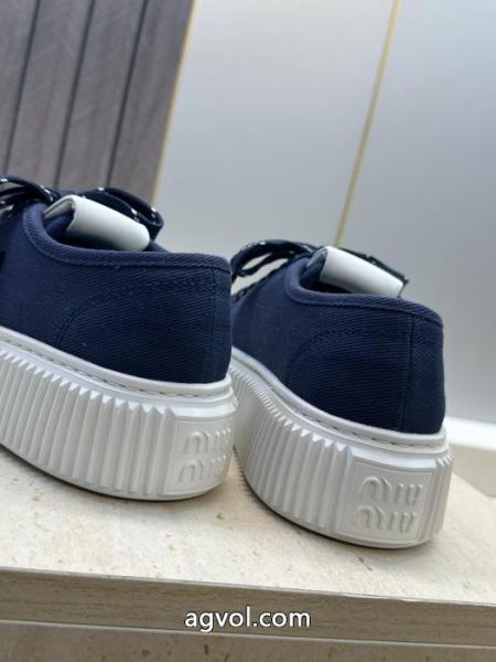 MIUMIUスニーカー在庫あり即発 お勧め使える未入荷ブランド １着は持つべきコピー ブランド 通販 安心.. 5 