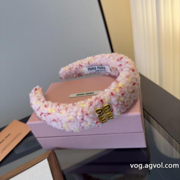 ミュウミュウ赤字価格 希少なアイテム 大人の女性ウォレット雑貨小物コピー 品 販売.. 0