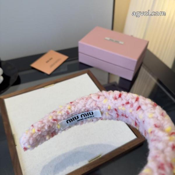 ミュウミュウ赤字価格 希少なアイテム 大人の女性ウォレット雑貨小物コピー 品 販売.. 6