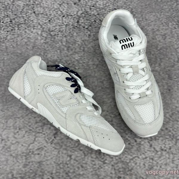 スーパー コピー どこで 買える今季重宝する 魅惑のセクシー美 安い 関税送込スニーカーミュウミュウ. 0