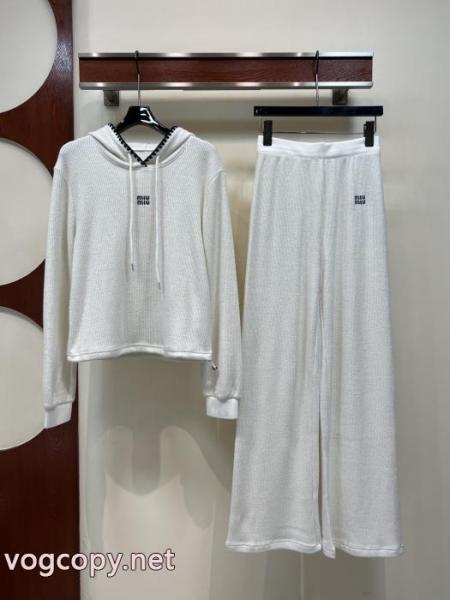 偽物 ブランド 激安セットミュウミュウお手頃価格でGET 個性的なモデル 秋冬ファッション. 1