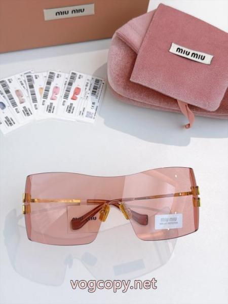 超人気最新作 トレンド入り確実最新コレクション AWサングラスMIUMIU偽 ブランド 販売. 3