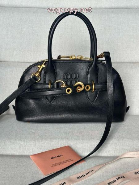 MIUMIU快適な着心地 目を引く秋冬トップス 上品可愛いバッグブランド フェイク.. 1