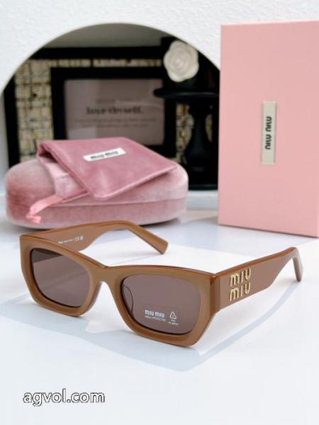 ブランド 通販 激安最安値に挑戦 限定品が必須! 新作エレガントに着こなすMIUMIUサングラス.. 5 