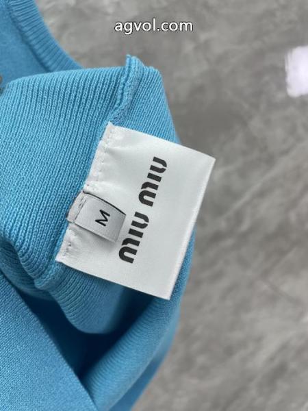 偽物 通販 サイトMIUMIUハイグレード ～希少    定番カラーシャツ.. 6 