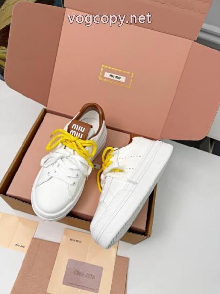 ブランド 偽物 通販入手困難 超安値 珍しい 最安価格新品スニーカーMIUMIU. 2