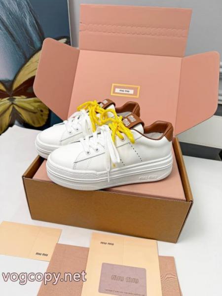 ブランド 偽物 通販入手困難 超安値 珍しい 最安価格新品スニーカーMIUMIU. 3