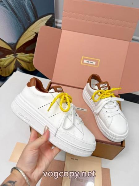 ブランド 偽物 通販入手困難 超安値 珍しい 最安価格新品スニーカーMIUMIU. 6