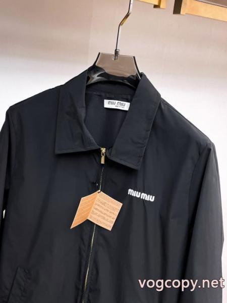 ジャケット激安 通販 専門店ミュウミュウ秋季超人気アイテム 再入荷が嬉しい 2026年冬の王道ブランド!. 4