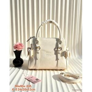 MIUMIUブランド コピー 専門バッグ限定版プリント 人気商品限定セール 人気新作.